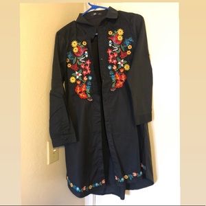Embroided black shirt dress